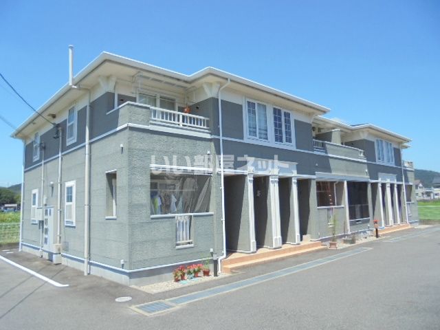 カーサフェリーチェBの外観画像