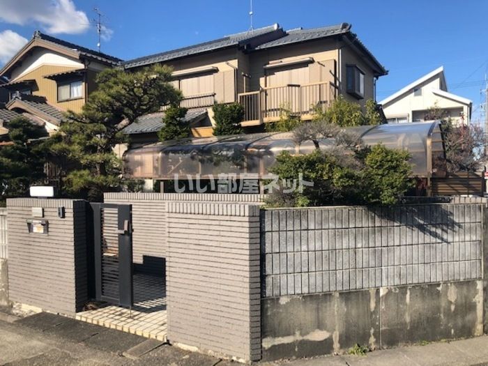 鳥澄三丁目貸家の外観画像