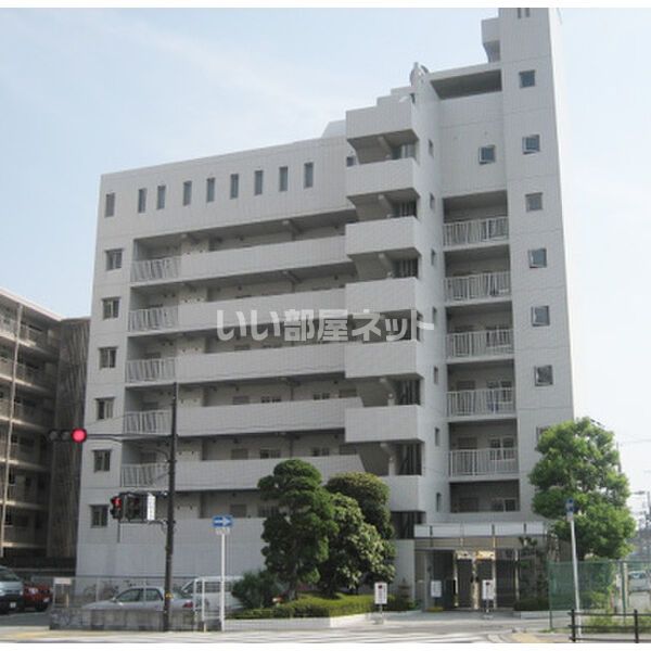 ホワイトマンションの外観画像