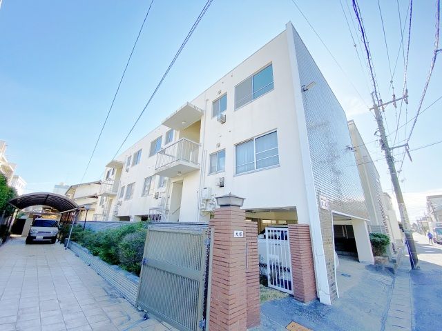 旭畔マンションの外観画像