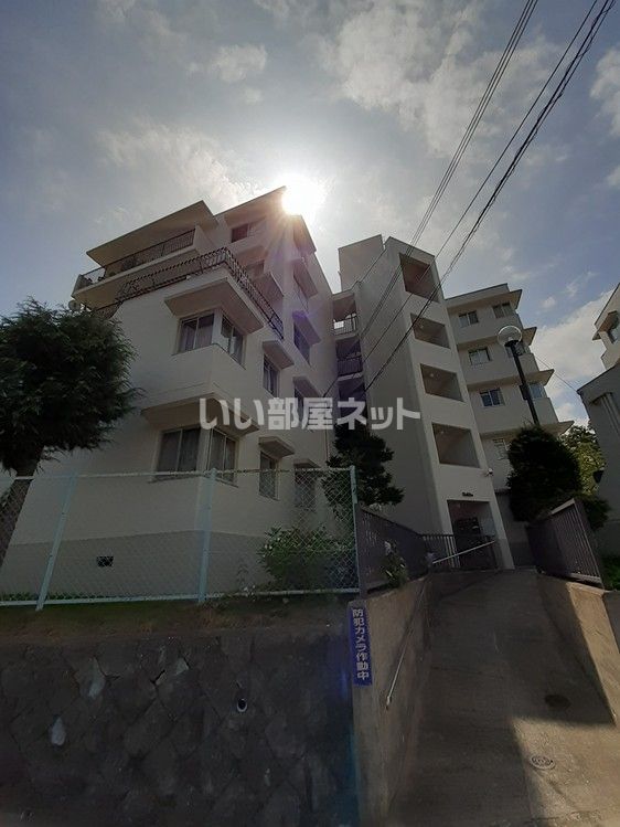 マンション六甲の外観画像