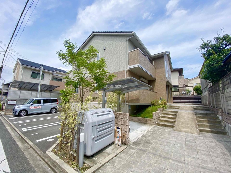 エクラシオ稲荷の外観画像