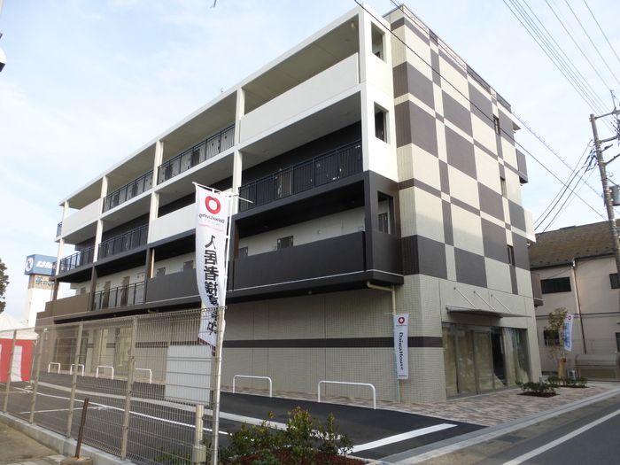 レッドウッド Ⅲの外観画像