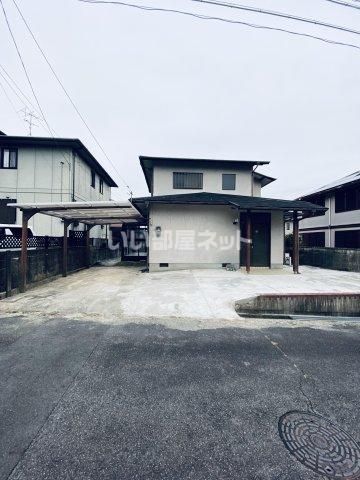 名張市つつじヶ丘一戸建ての外観画像