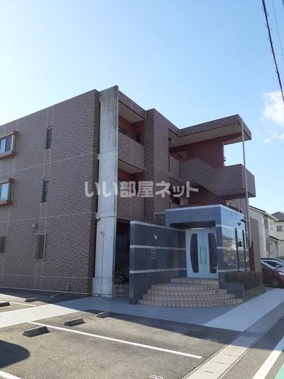 エスタブーレ・ローマの外観画像