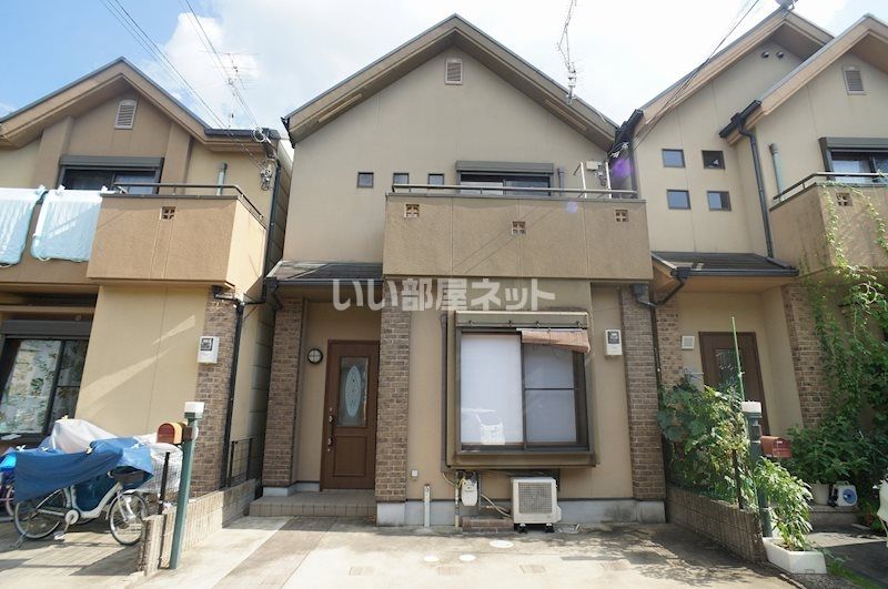久我石原町3-418貸家の外観画像