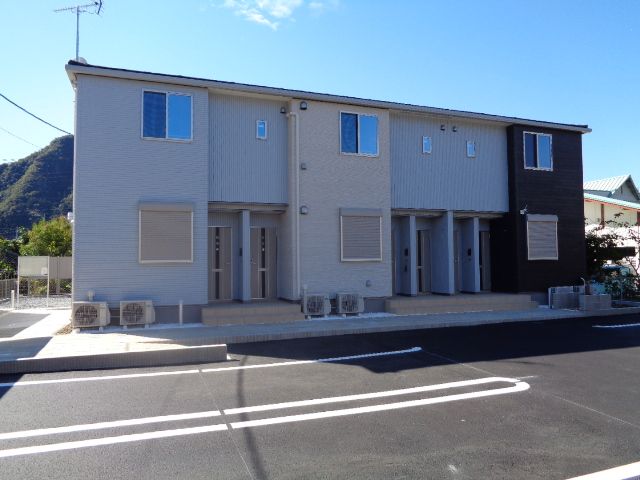 リバーハイツの外観画像