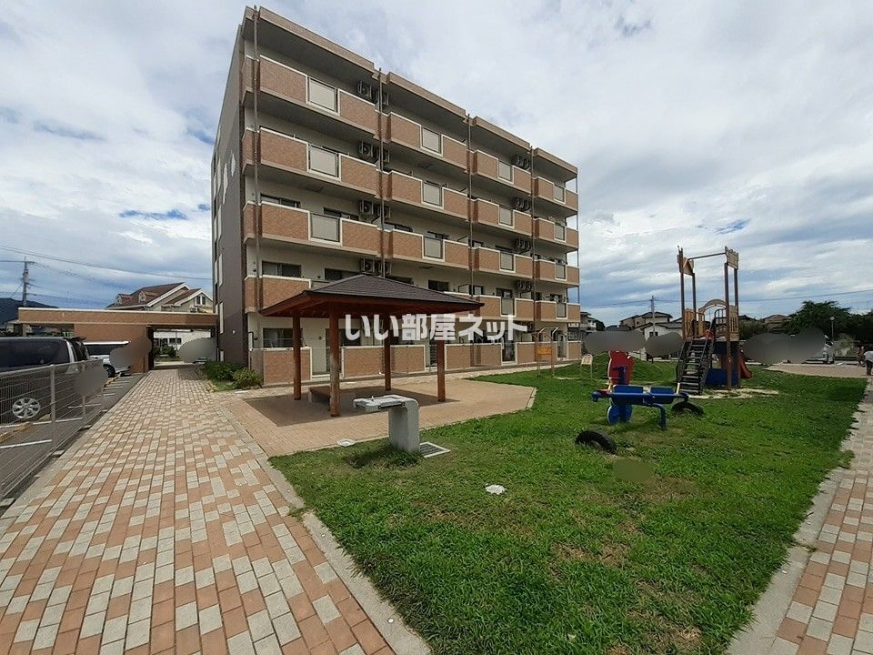 ひまわり館 A棟の外観画像