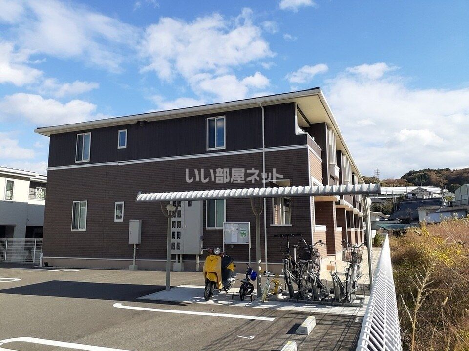 ディアコート箕谷の外観画像