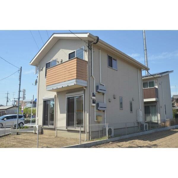 白岡市篠津戸建貸家B棟の外観画像