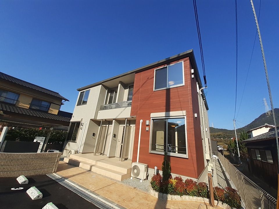 カノン・ラルーチェの外観画像