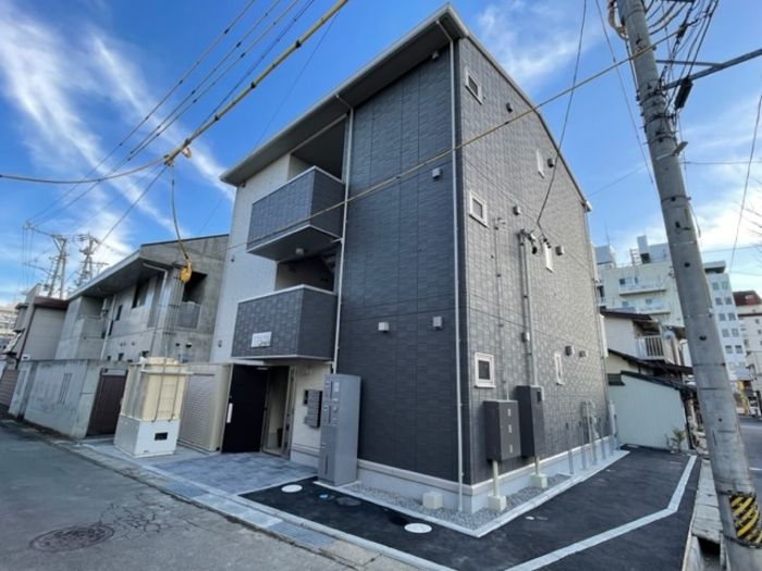 ヴェルミリオン鶴賀の外観画像