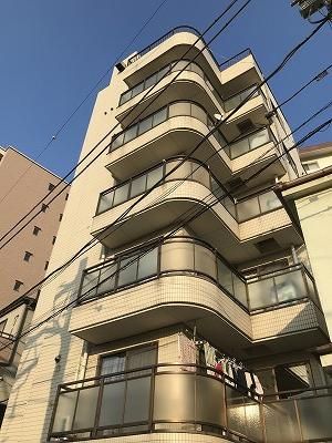 プティパレの外観画像
