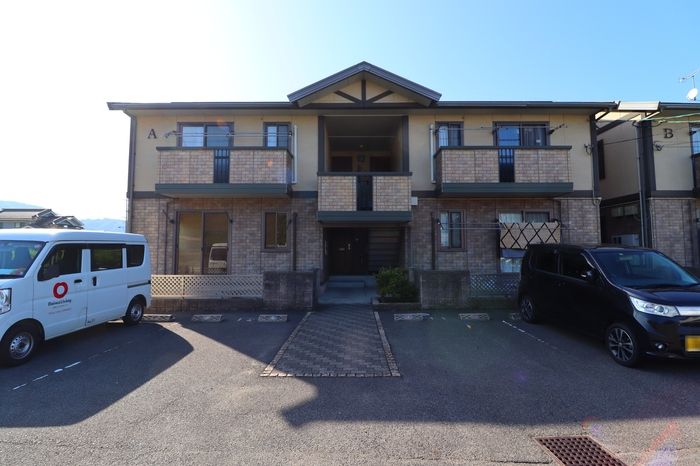 コンフォール泉 A棟の外観画像