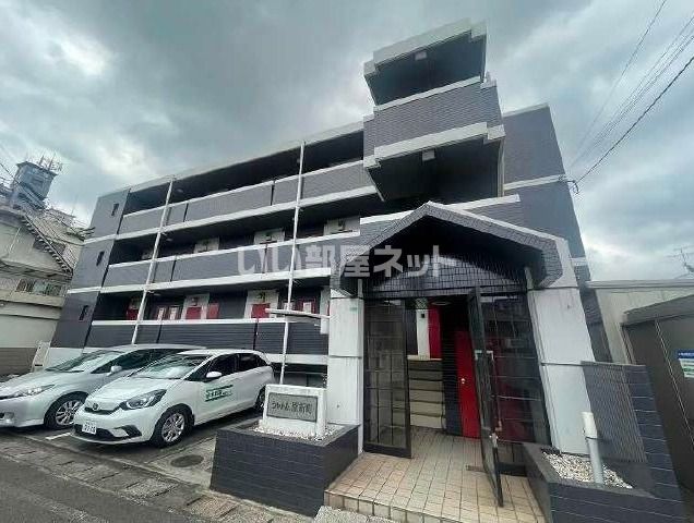 シャトレ原新町の外観画像