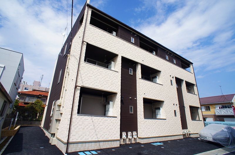 トゥエルブの外観画像