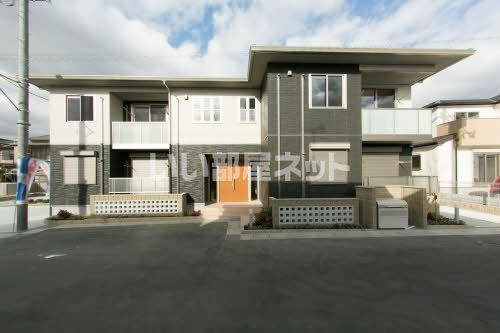 アズビーの外観画像