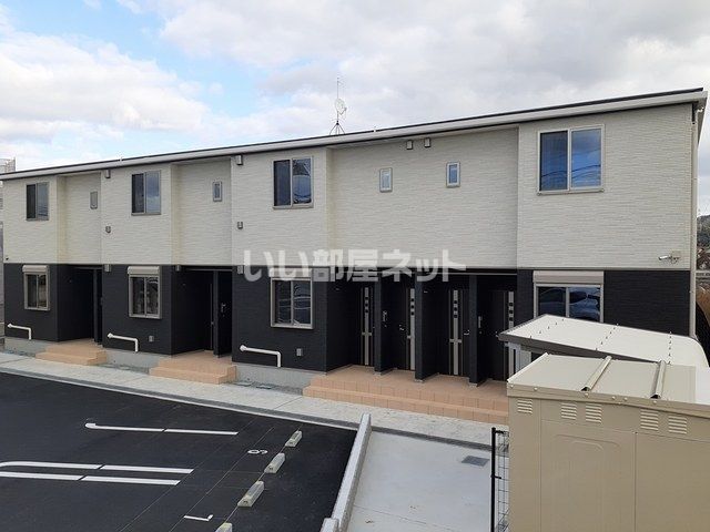 スモールヴィレッジⅢの外観画像