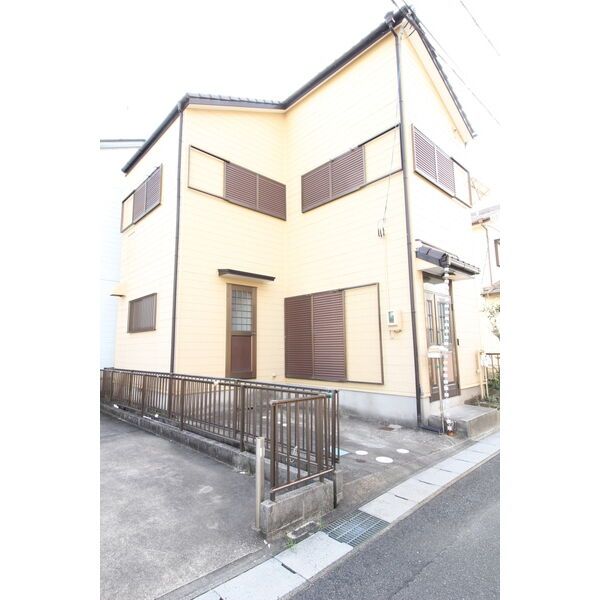 半田市東本町戸建ての外観画像