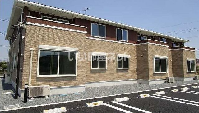 笠間市旭町2階建てアパートの外観画像