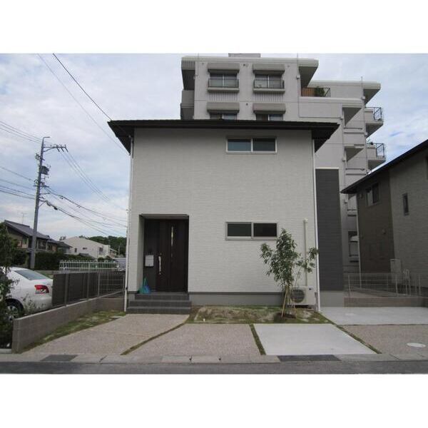 岡崎市広幡町戸建A棟の外観画像