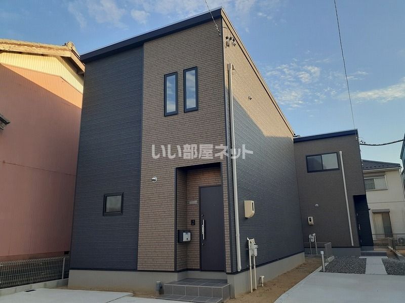 Land court 江場 B棟の外観画像