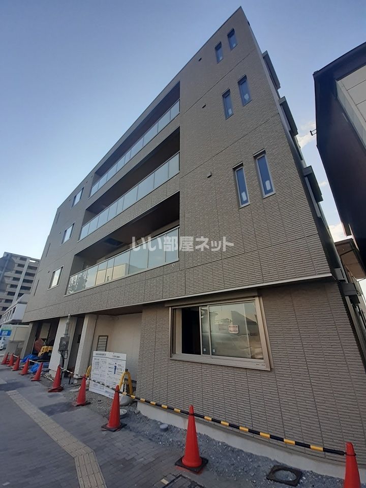 シャーメゾン坂田町の外観画像