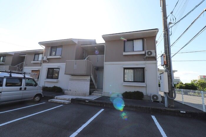 セジュール吉岡 E棟の外観画像
