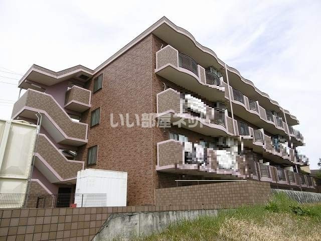 イシューヒルズの外観画像