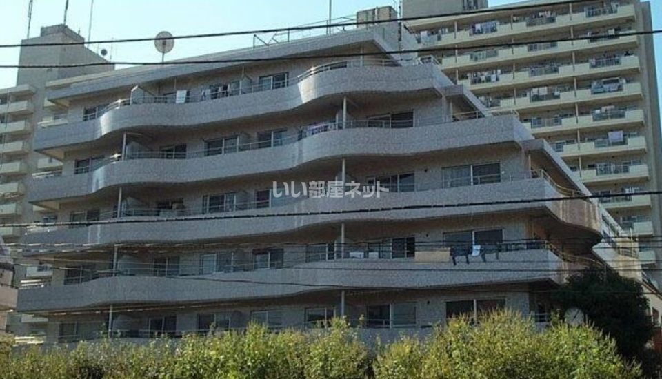 シャンゼール高尾の外観画像