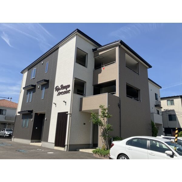 Top Range Avenueの外観画像