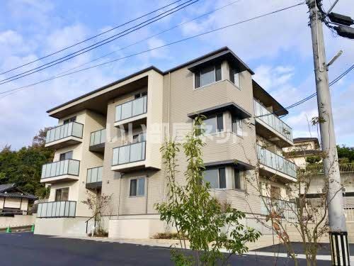 ロイヤルウイング (ZEH)の外観画像
