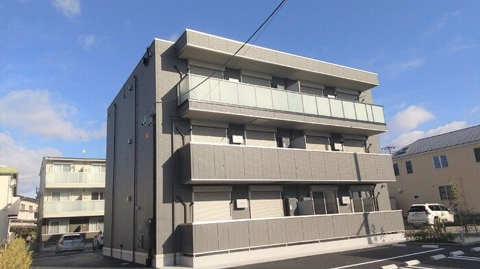 サンプレーナの外観画像