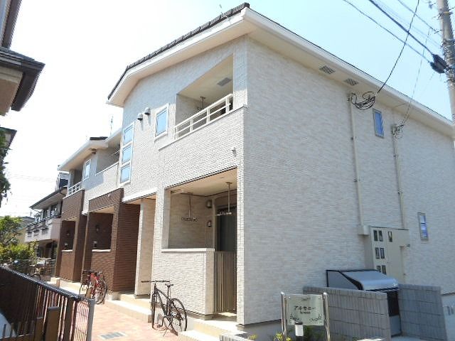 アルモニーの外観画像