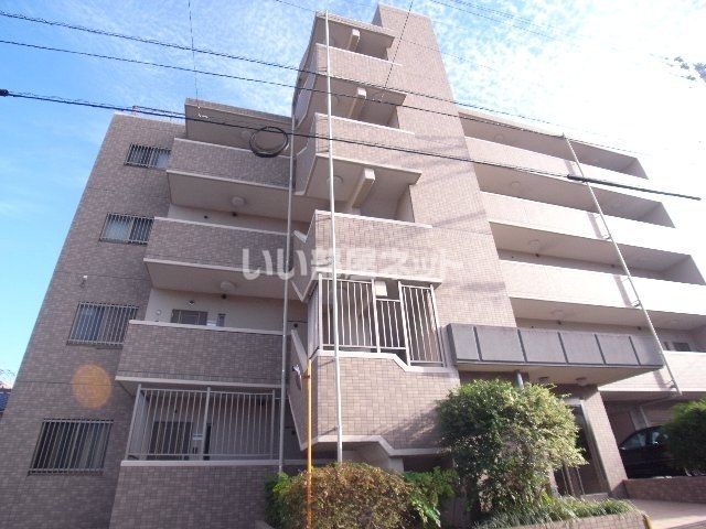 ラフィネ春日原の外観画像