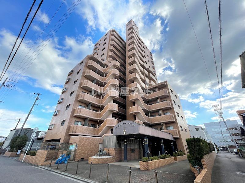ライオンズマンションの外観画像