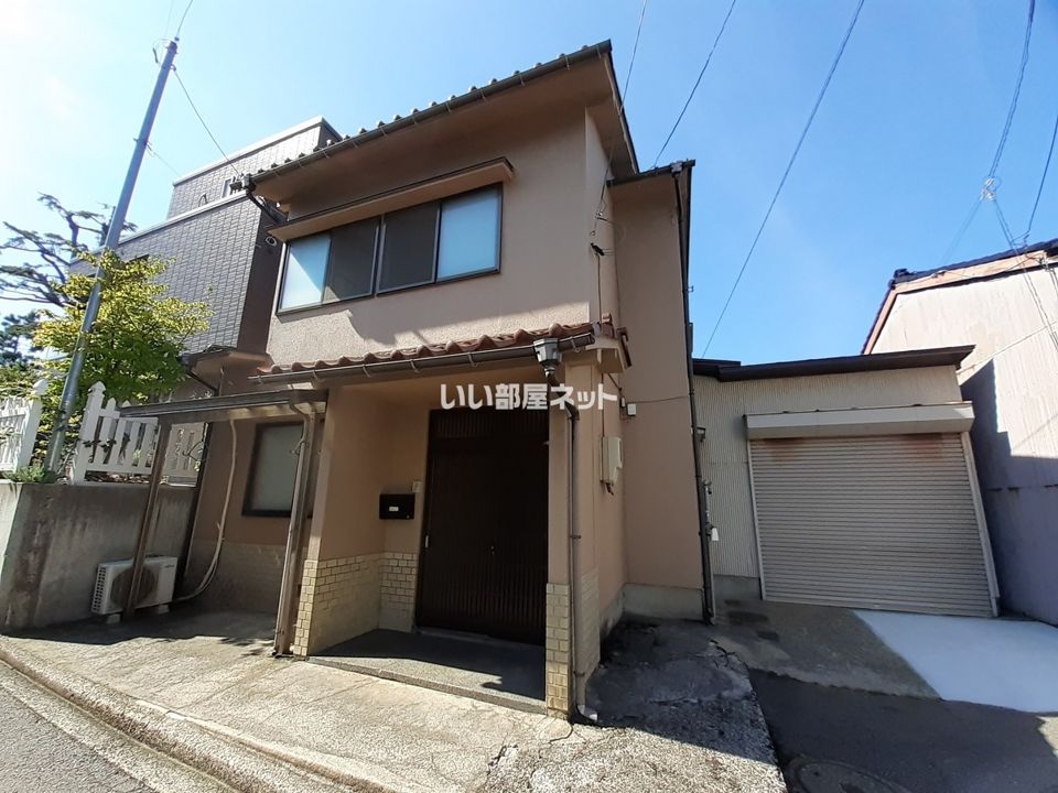 中央通町貸家の外観画像