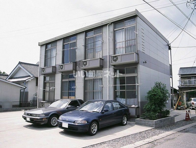 レオパレスさとの外観画像