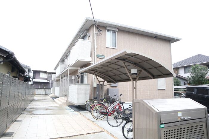 ハイツブエイの外観画像