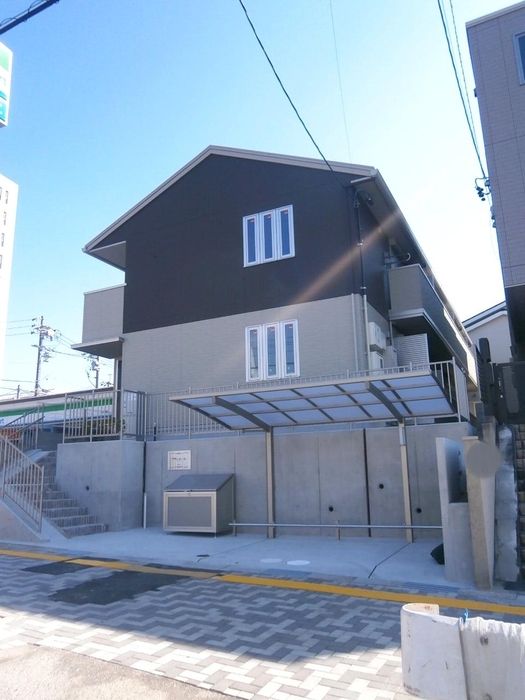 アヴェニールの外観画像