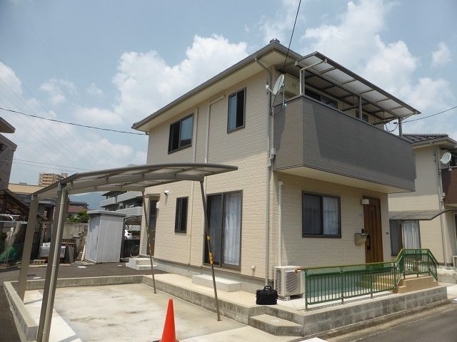 メゾネット坂原の外観画像