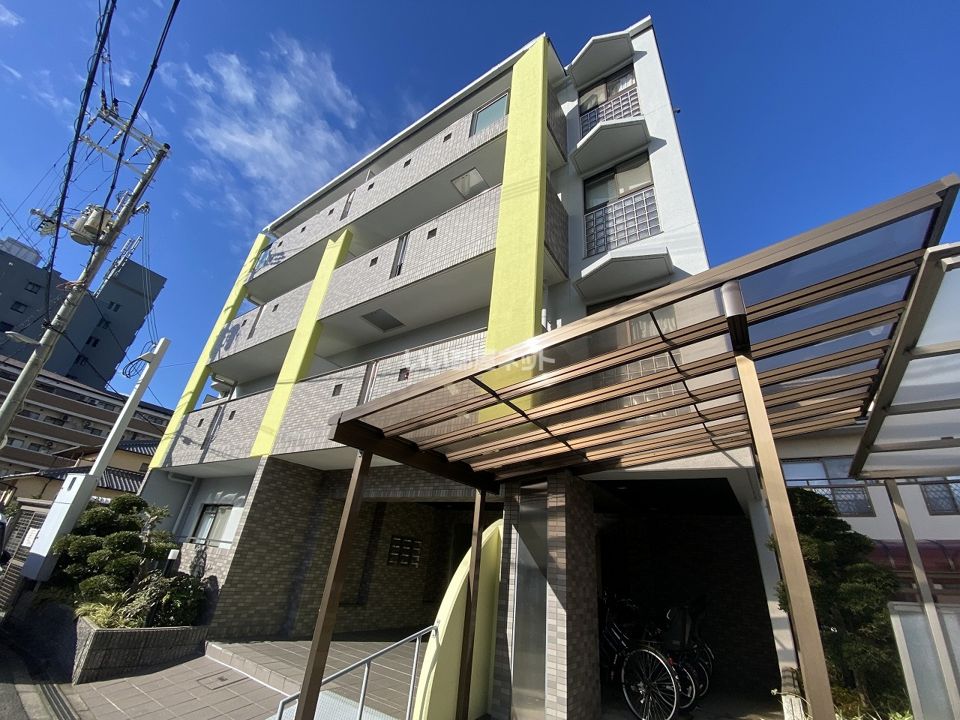 アメニテイアビタシオンの外観画像