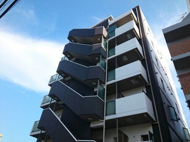 ベルジュネス春日町の外観画像