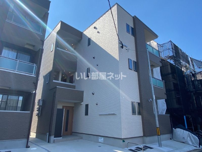 R-smart THEMIS 香椎の外観画像