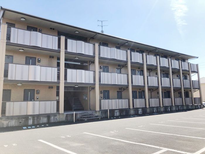 リビングタウン田代外町 D棟の外観画像