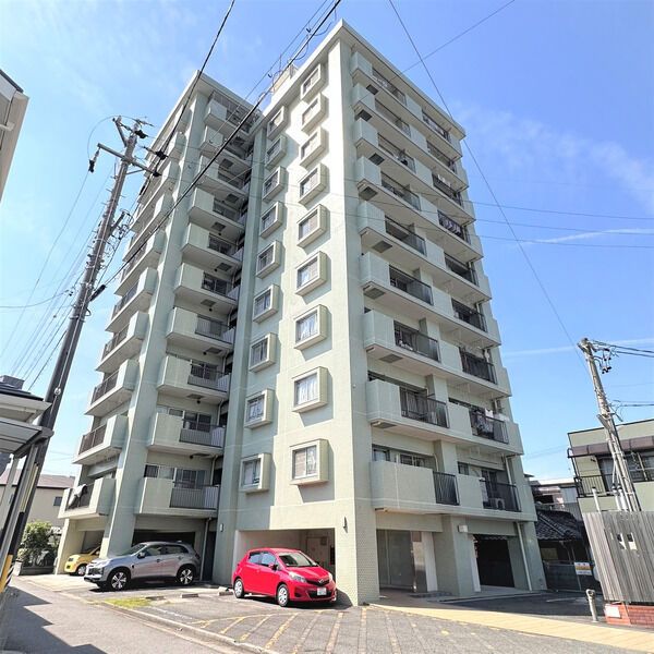 グラート岡崎の外観画像