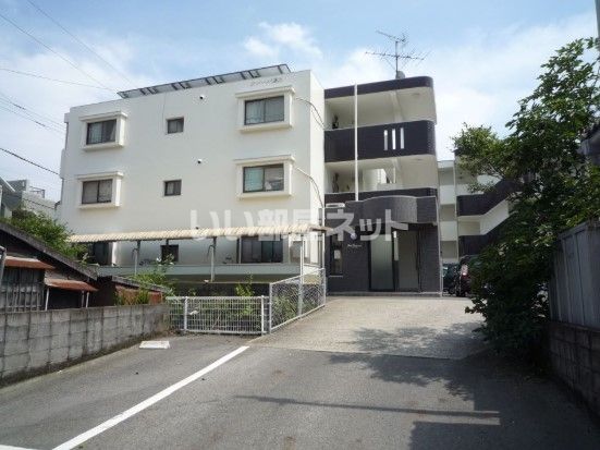 クレール鶴丸の外観画像