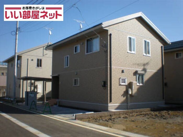 ファミーユ Bの外観画像