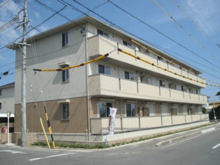 ブロッサム B棟の外観画像