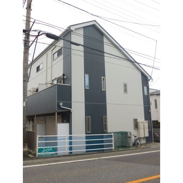イーエステートの外観画像